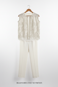 THE ACQUITTAL ivory three-piece full outfit